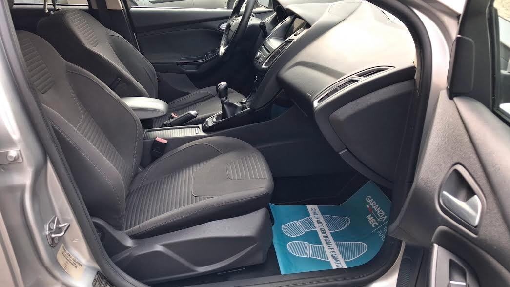 Ford Focus 1.6 120 CV BenzinaGPL Titanium