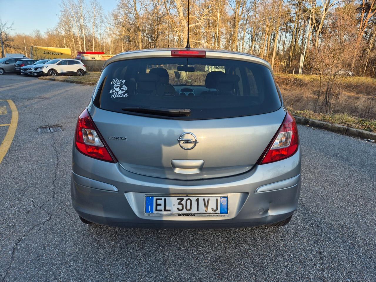 Opel Corsa 1.2 5 porte Sport *NEOPATENTATI*