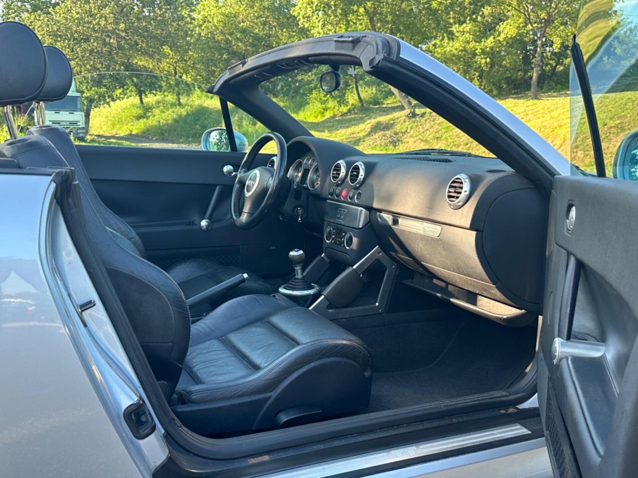 Audi TT Roadster 1.8 T 20V 225 CV cat quattro cappotta nuova