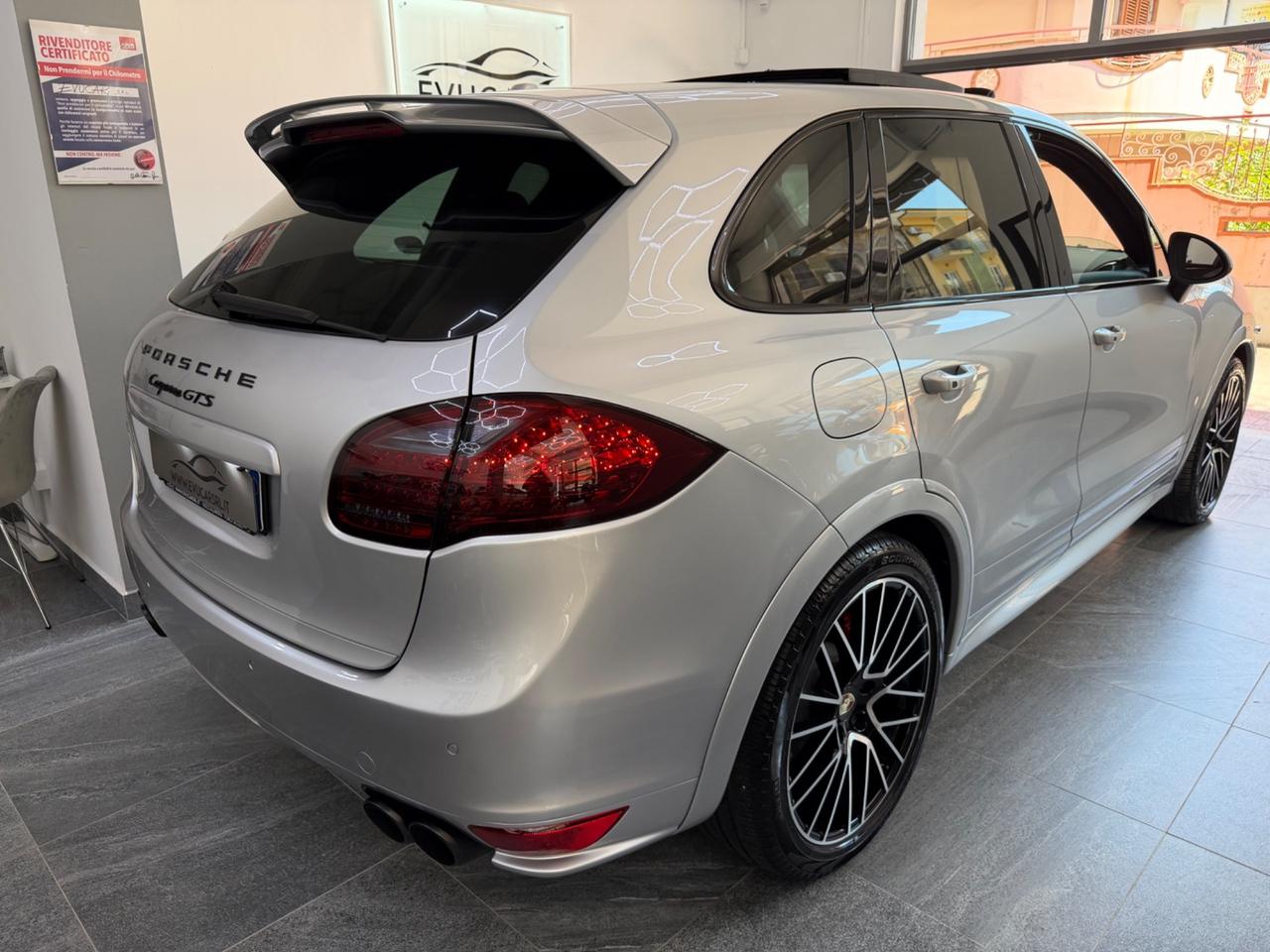 Porsche Cayenne 4.8 GTS