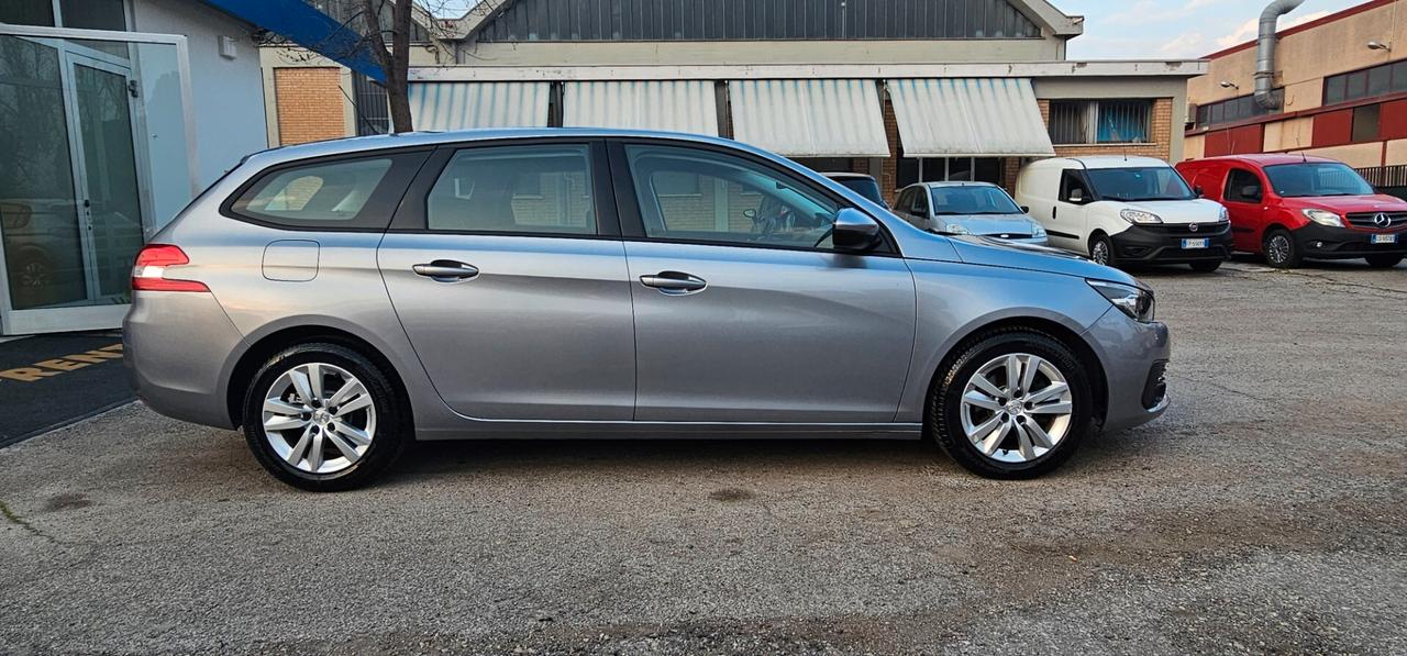 Peugeot 308 Blue HDi 130 SW Allure