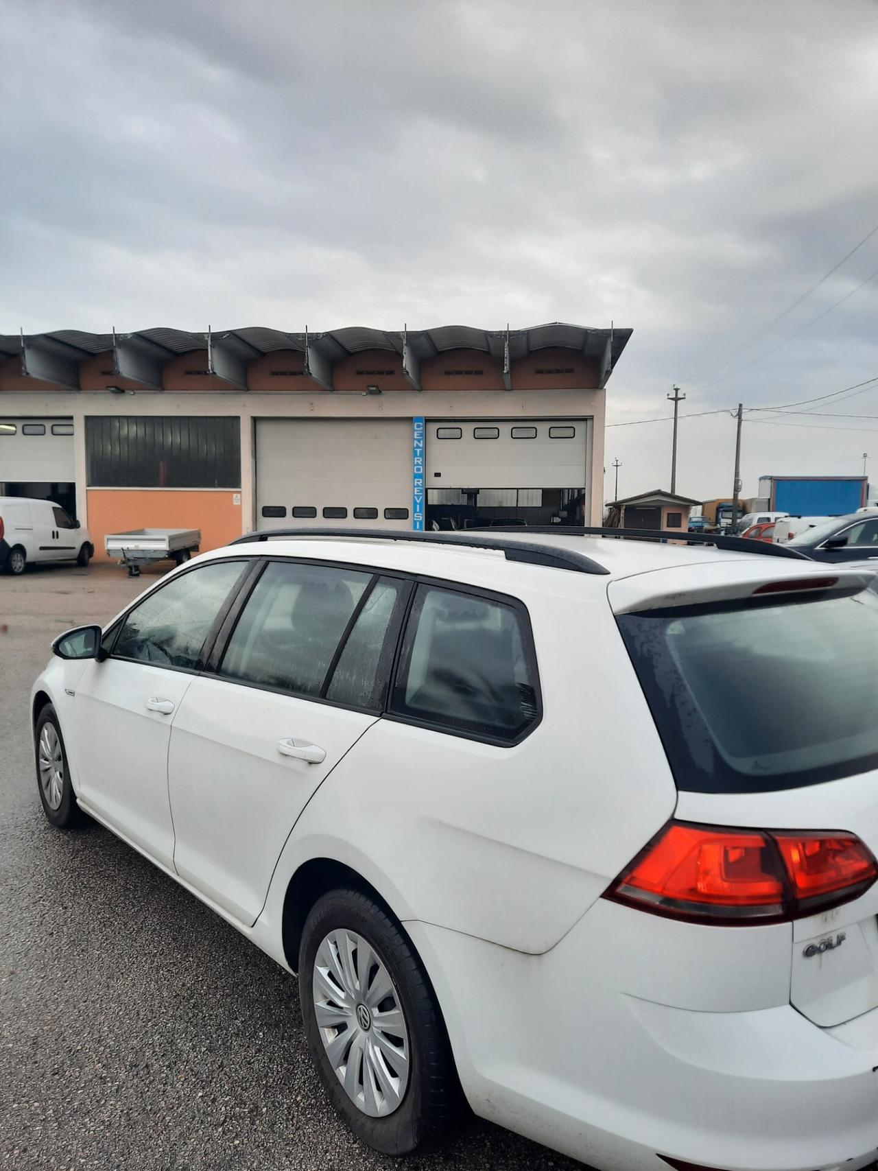 Volkswagen Golf Variant 1.4 TGI OK NEOPATENTATI