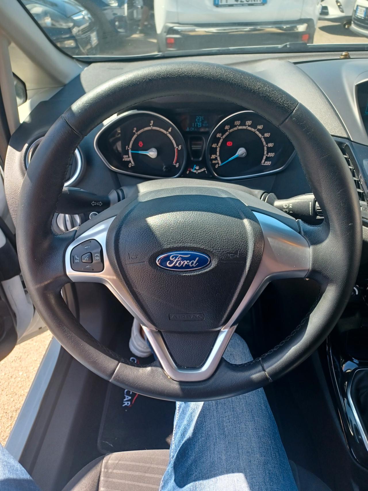 Ford Fiesta 1.6 TDCi 95CV 5 porte Titanium