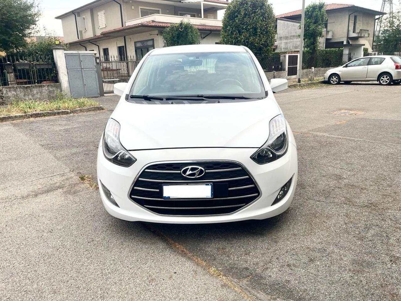 Hyundai iX20 1.4 CRDI 90 CV XPossible per Neopatentati 2015