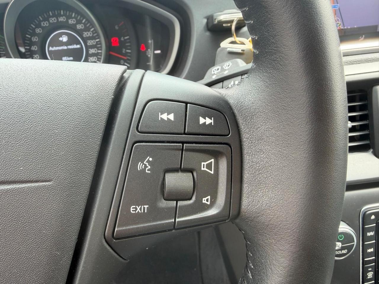 Volvo V40 D2 DISPLAY/NAVI