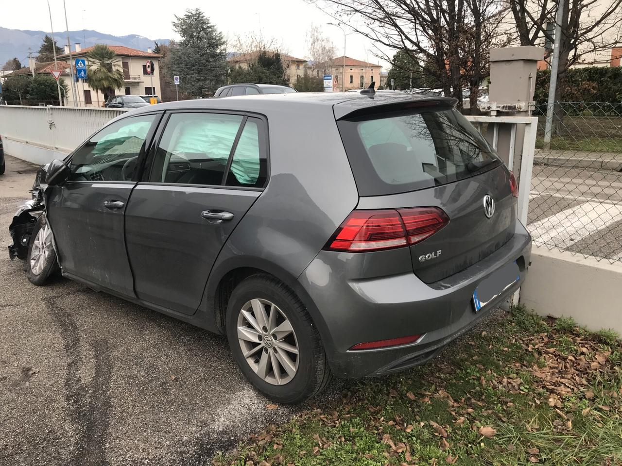 Volkswagen Golf 1.0 TSI 85 CV 5p. Trendline BlueMotion Technology