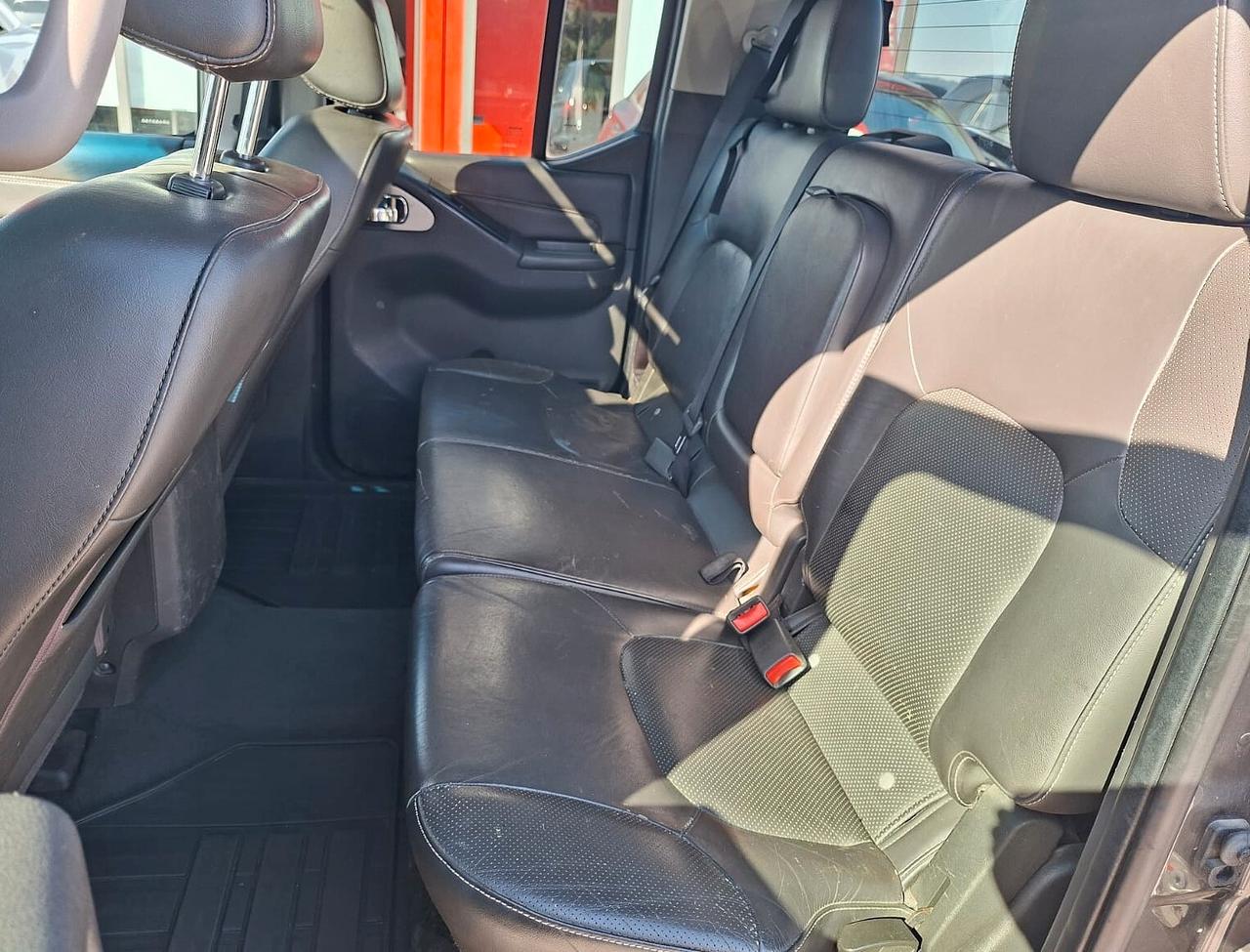 Nissan Navara 2.5 dCi 190CV