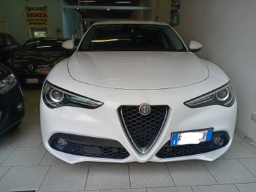 Alfa Romeo Stelvio 2.2 Turbodiesel 210 CV AT8 Q4 Executive