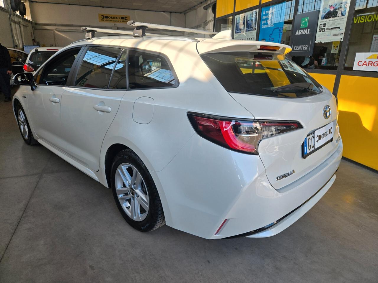 Toyota Corolla 1.8 Hybrid Business IVA ESPOSTA