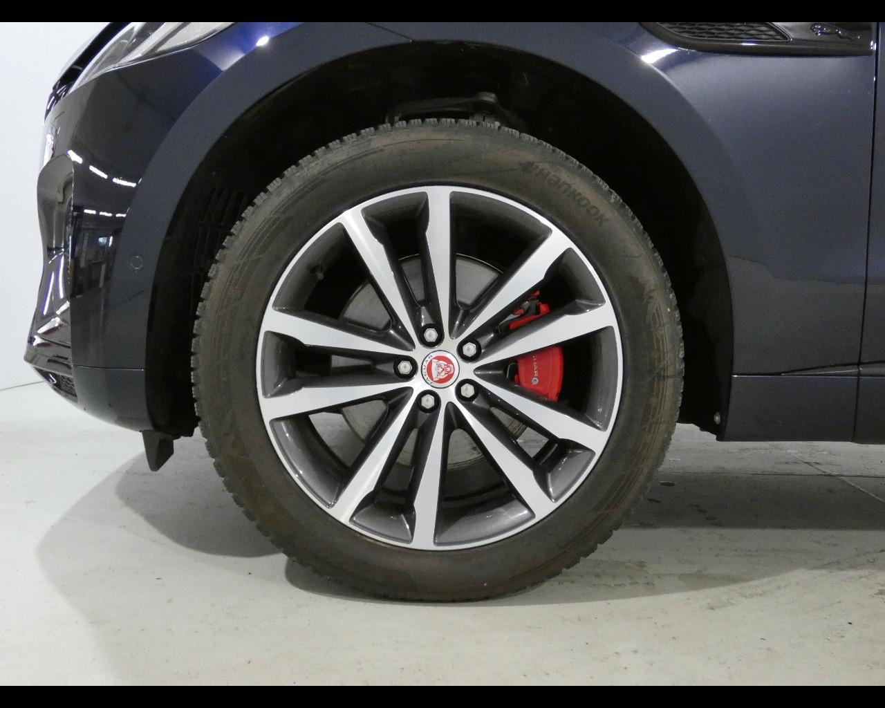 JAGUAR F-Pace (X761) - F-Pace 2.0 250 CV AWD aut. R-Dynamic SE