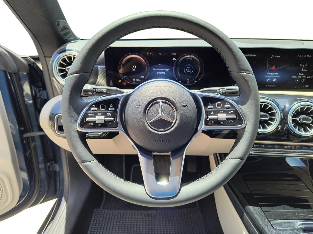 Mercedes-Benz CLA Sh.Brake - X118 - CLA Shooting Brake 200 d Sport auto