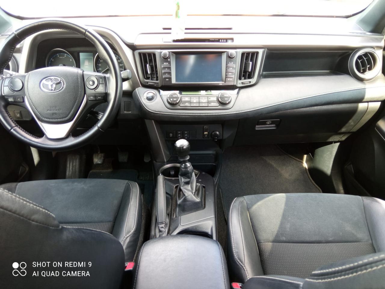 Toyota RAV 4 RAV4 2.0 D-4D 2WD Style