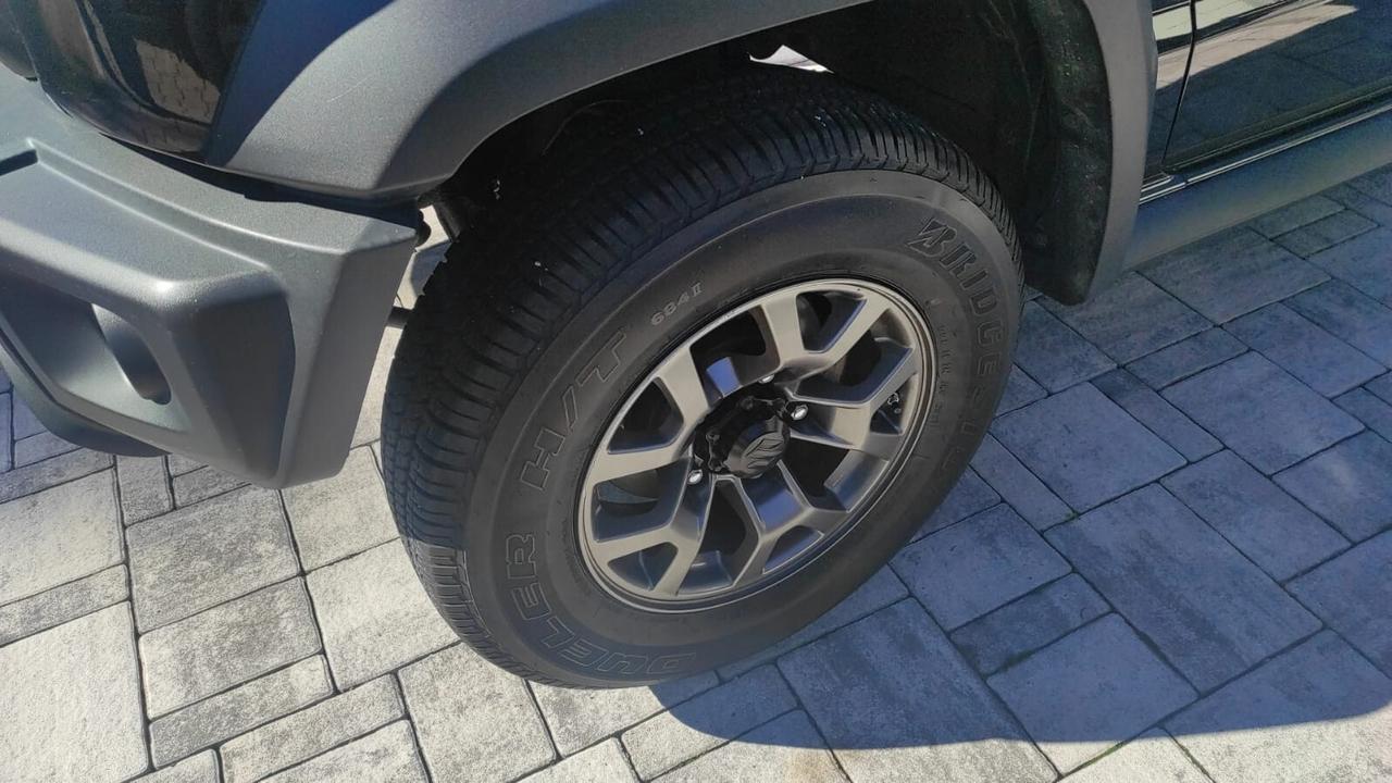 SUZUKI JIMNY 4X4 RIDOTTE 4 POSTI GANCIO TRAINO