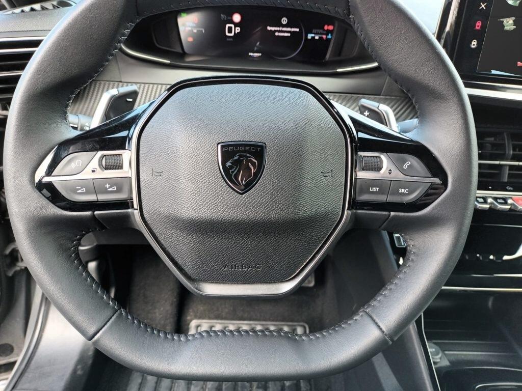 Peugeot 2008 1200 PURETECH ALLURE 130 CV EAT8