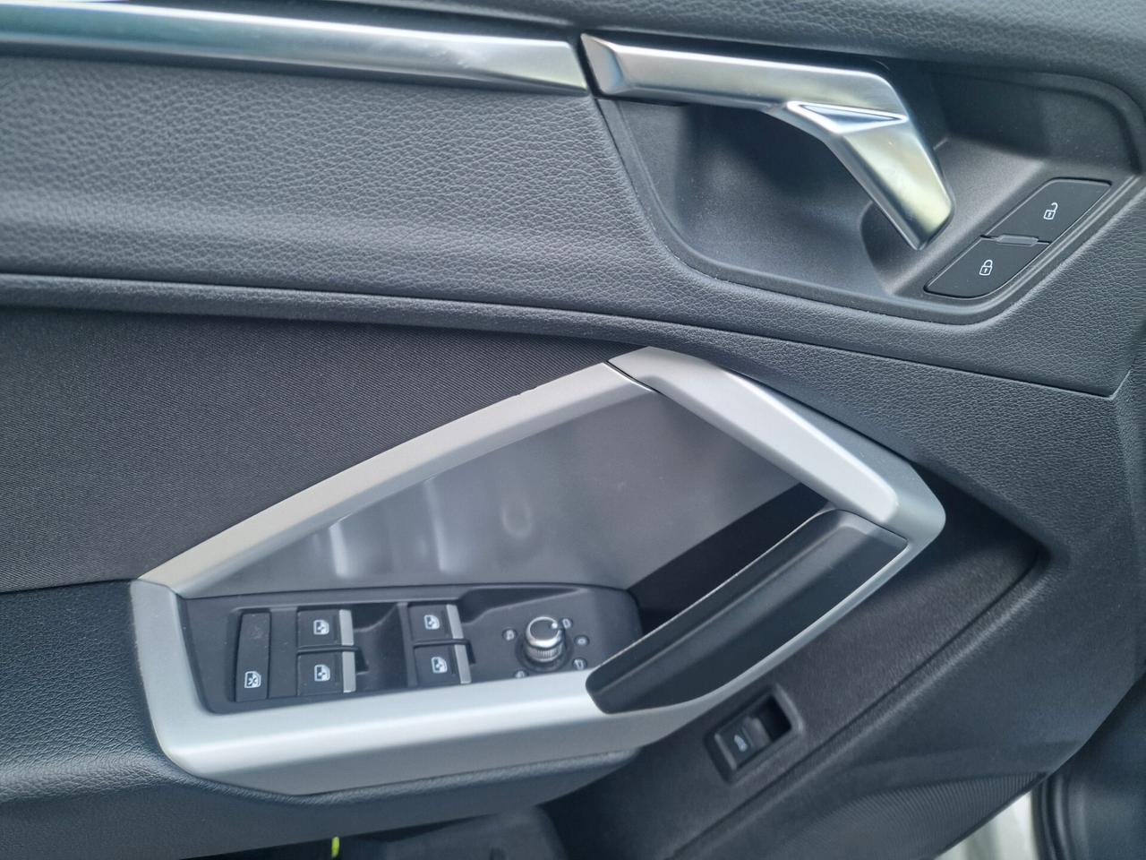 Audi Q3 SPB 35 TDI S tronic Business Plus