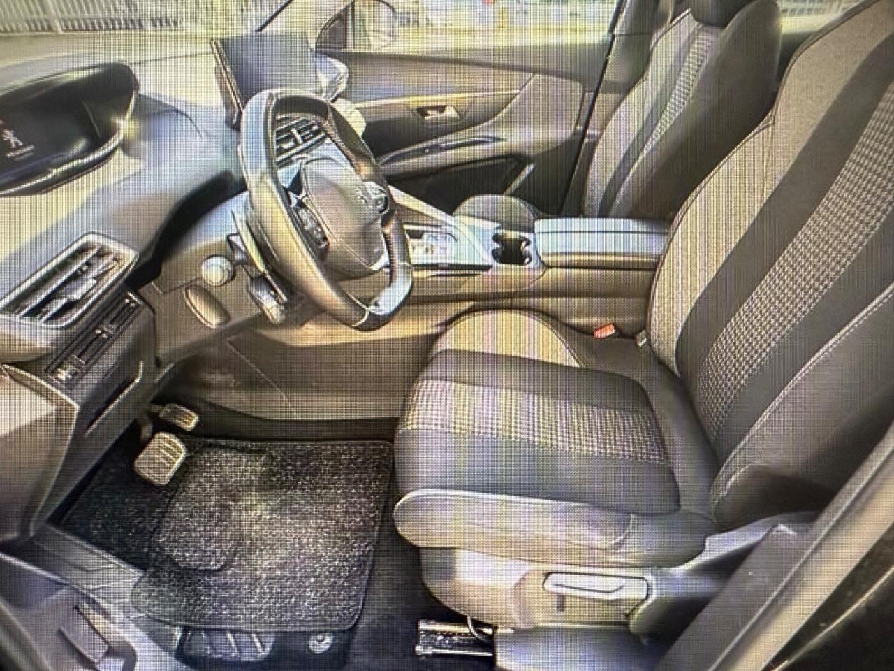 Peugeot 3008 BlueHDi 130 S&S Active Business