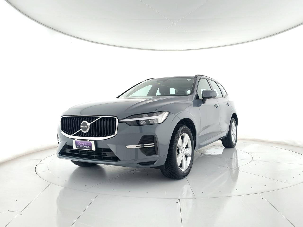 VOLVO XC60 2.0 b4 Momentum awd auto CAMERA+APP CONNECT+FULL LED