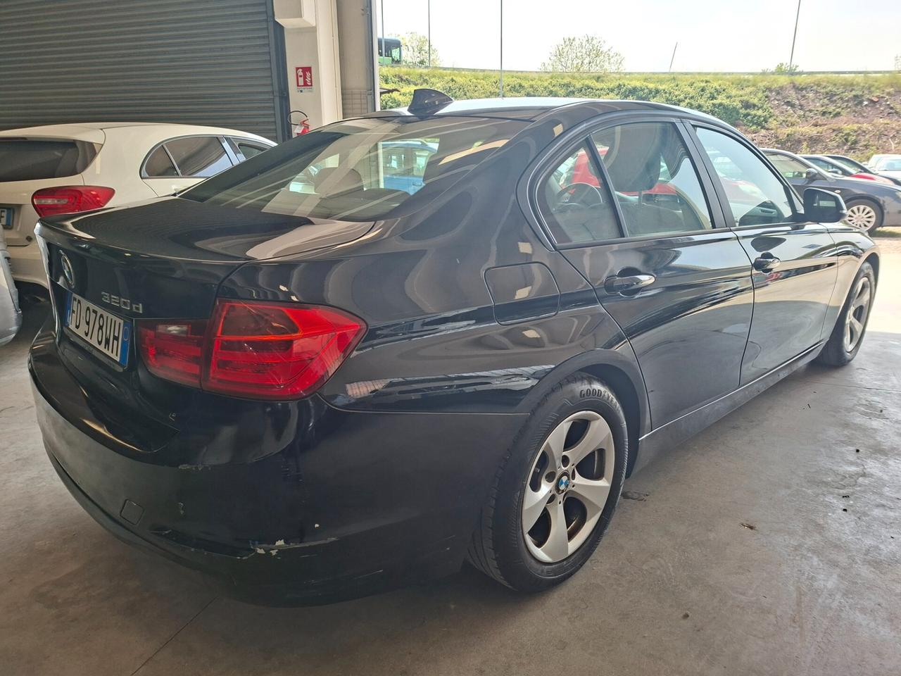 Bmw 320 320d Efficient Dynamics Luxury