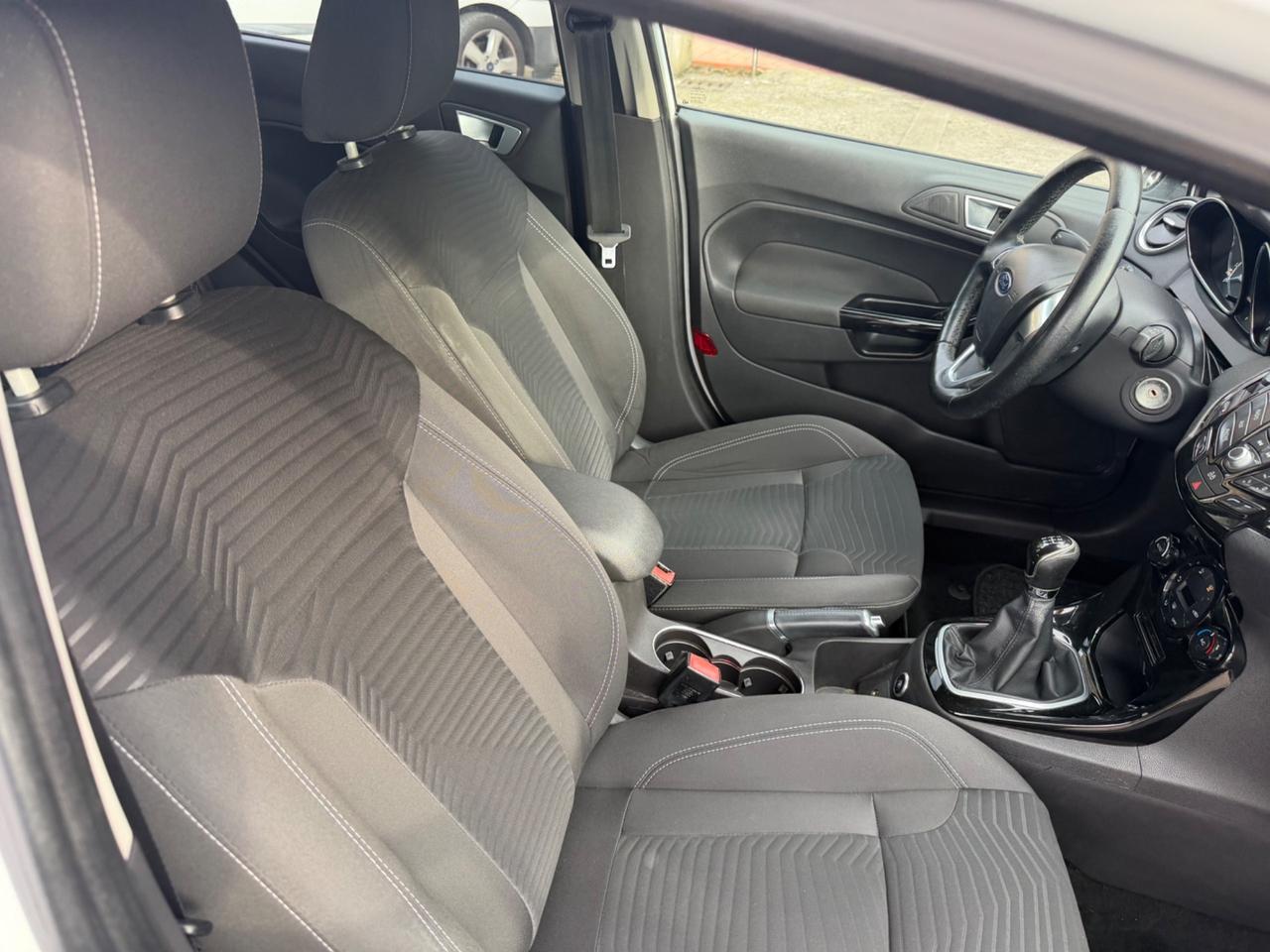 Ford Fiesta 1.4 5p. Bz.- GPL Titanium