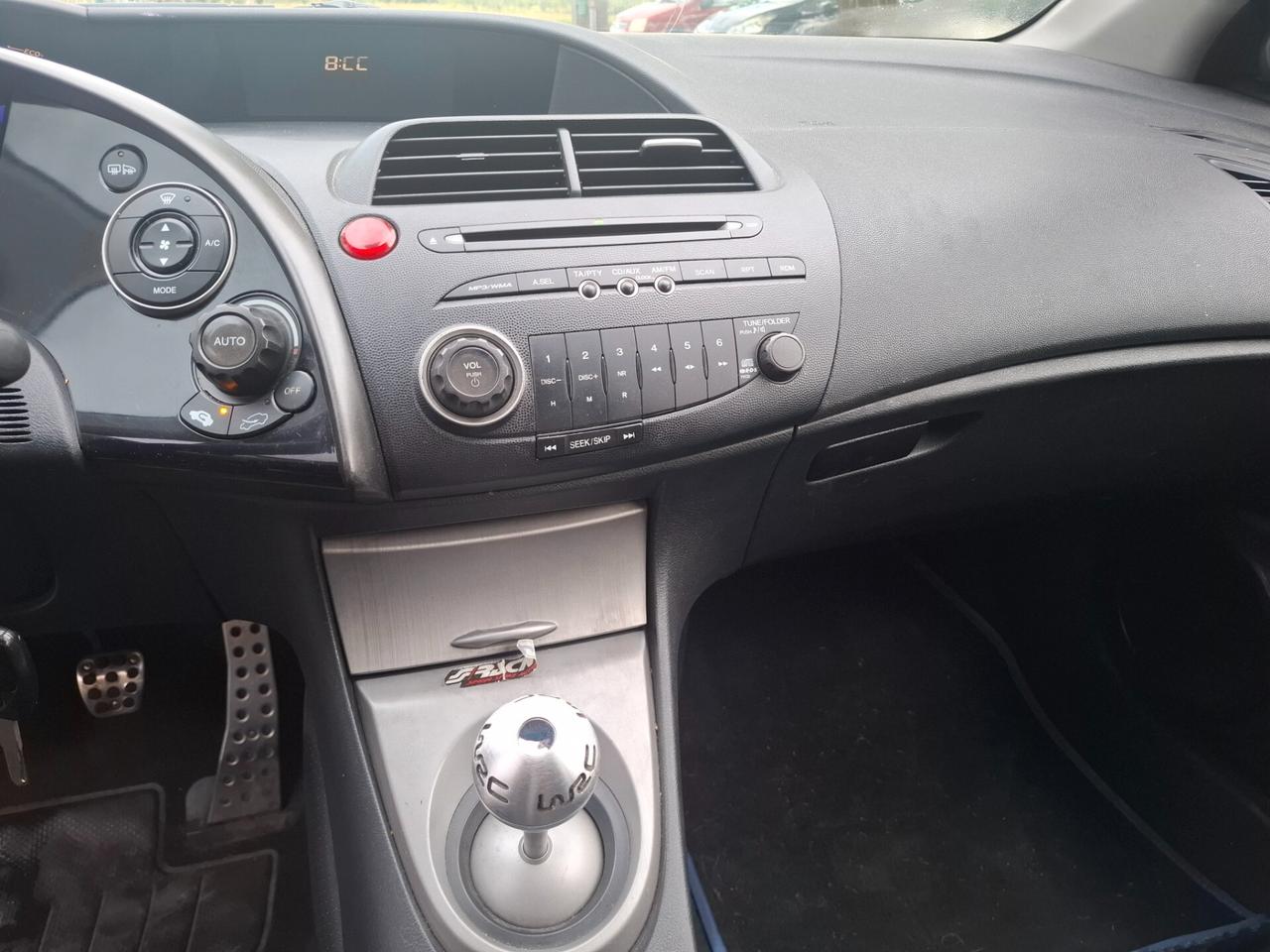 Honda Civic 1.8 i-VTEC 5p. Executive i-P
