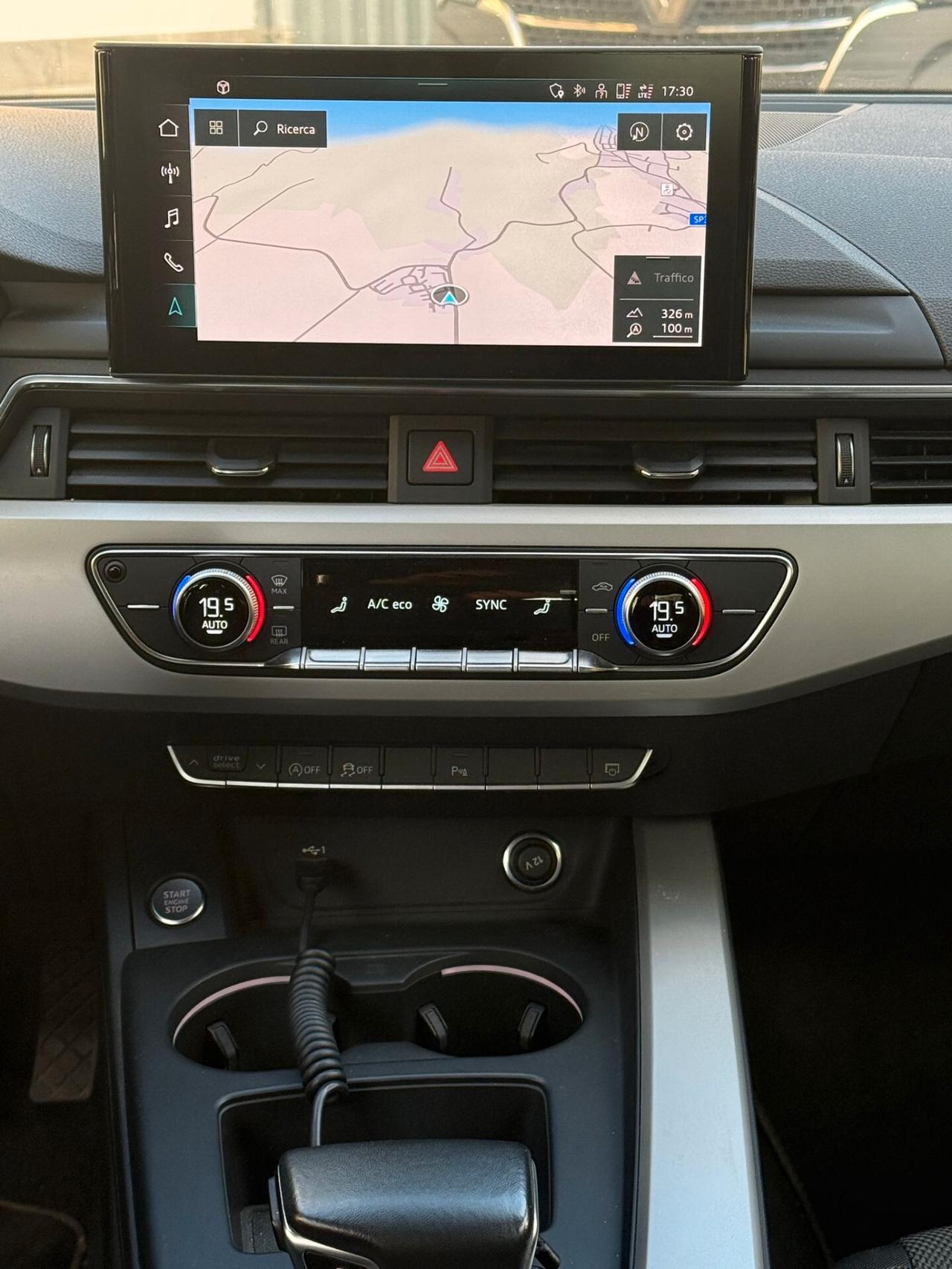 Audi A4 Avant 40 TDI S tronic Business