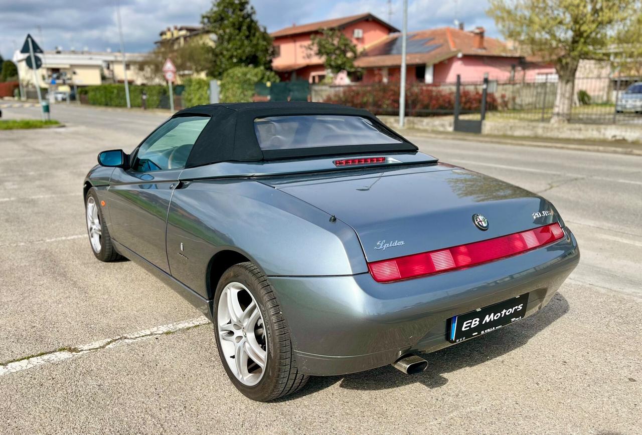Alfa Romeo Spider 2.0 JTS Targa Oro Riar