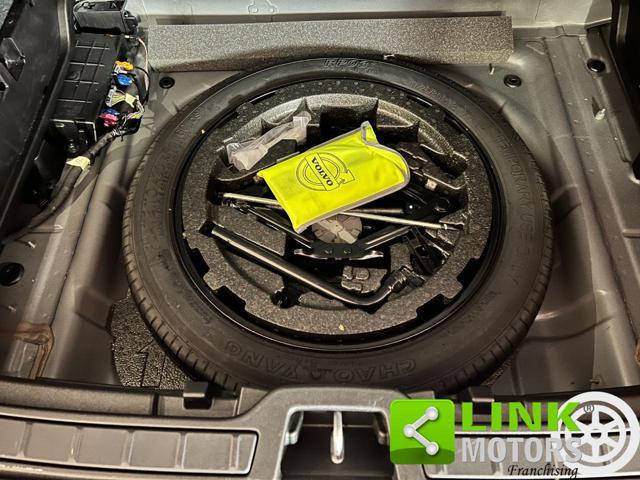 VOLVO XC40 PRENOTATA D3 SENSUS NAVI - BOLLO 2025 PAGATO