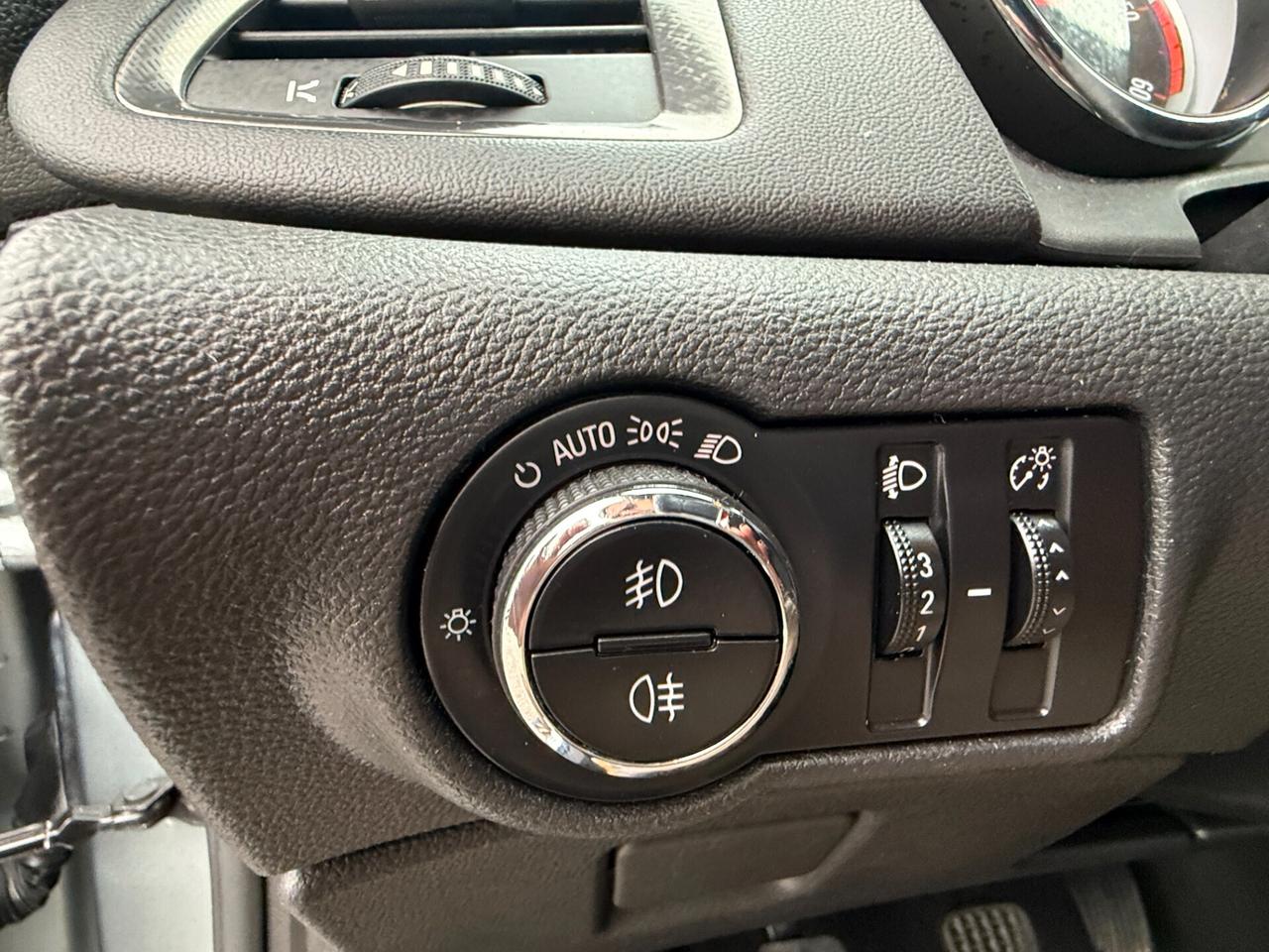 Opel Astra 1.7 CDTI 125CV 5 porte Cosmo