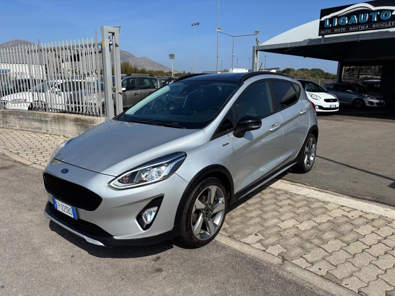 Ford Fiesta 1.5 TDCi 5 porte ST-Line
