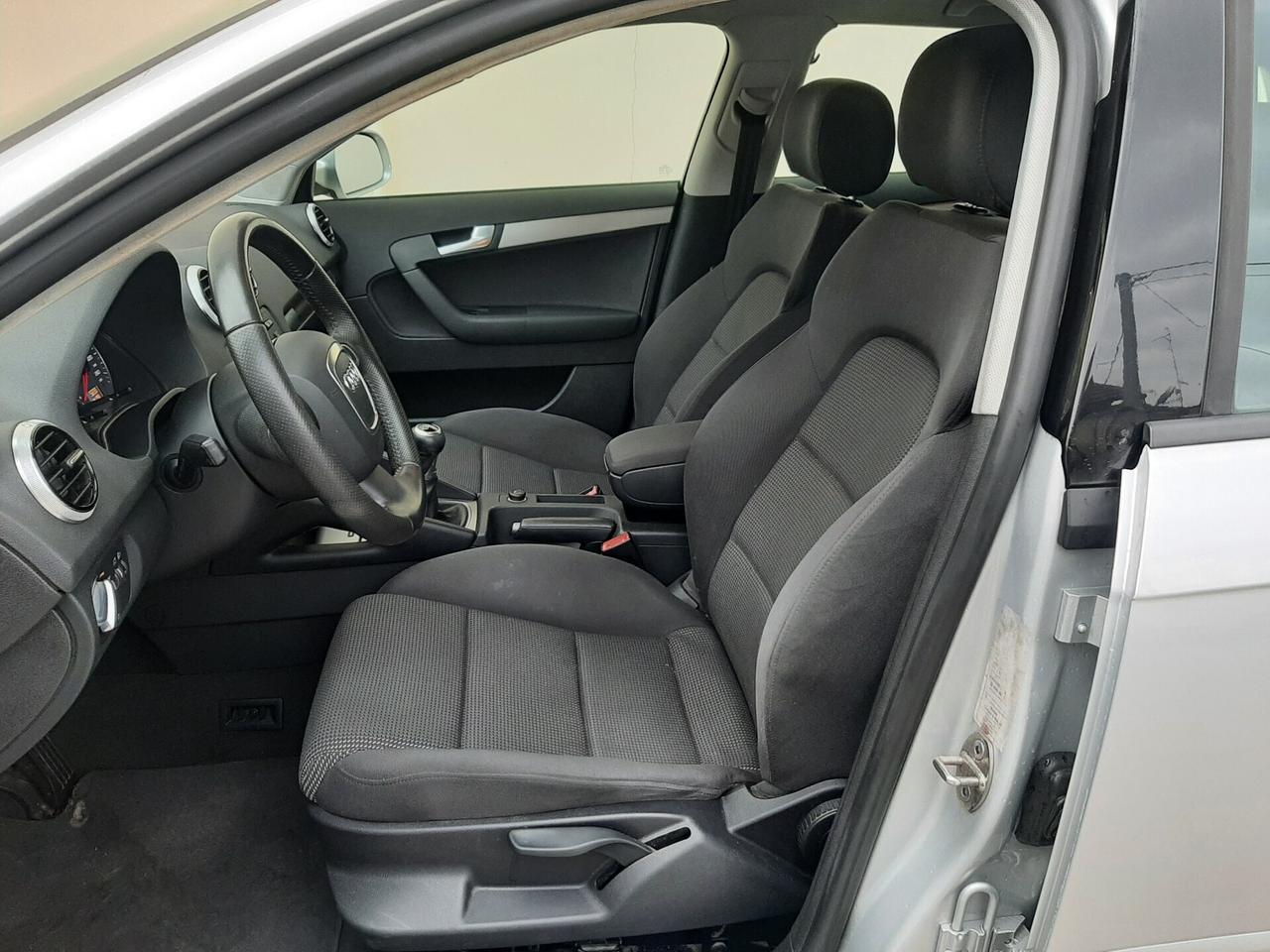 Audi A3 SPB 1.6 TDI 105 CV CR Ambition