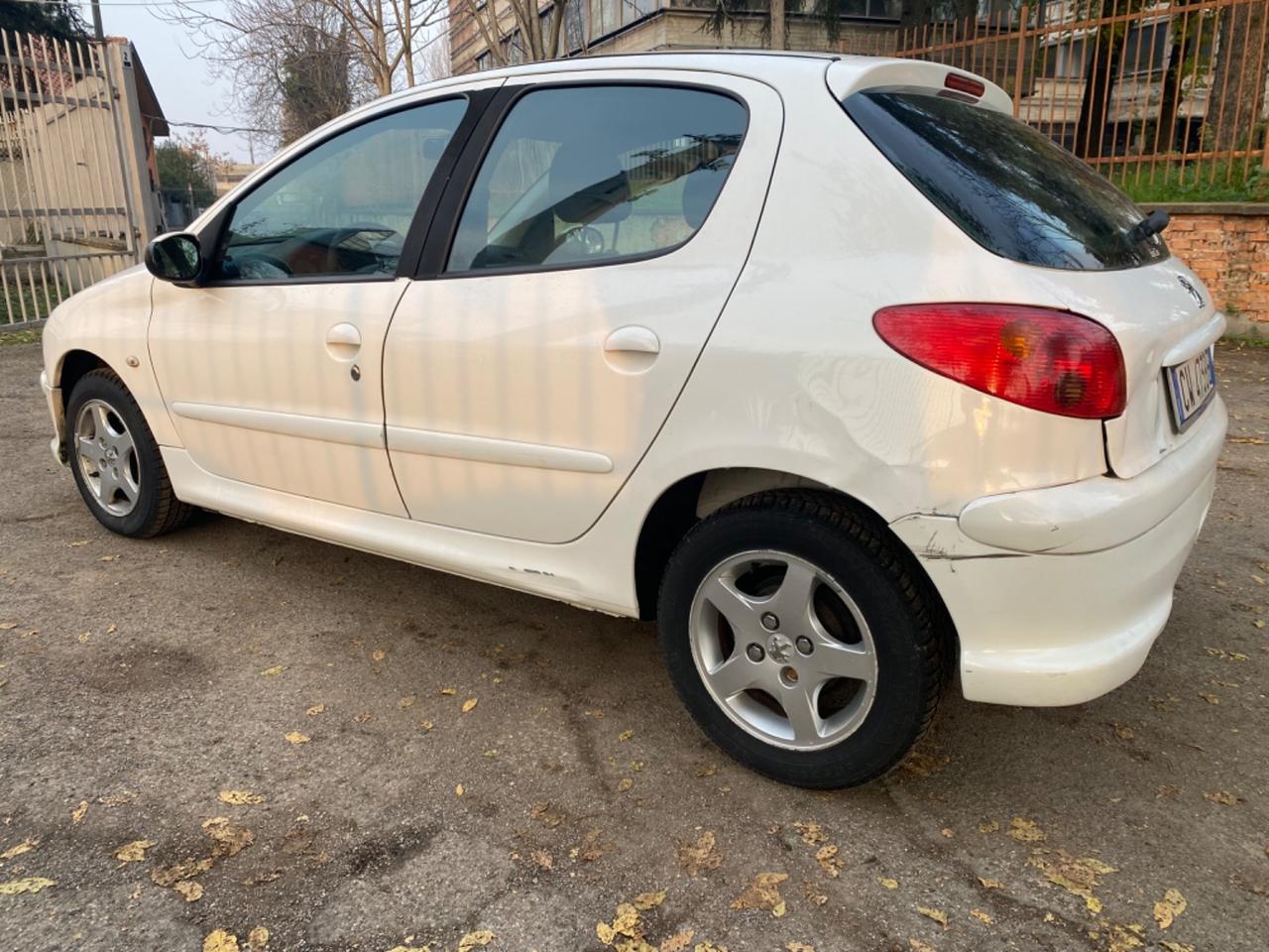 Peugeot 206 1.4 HDi 5p. XT