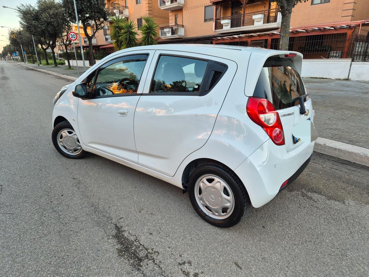 Chevrolet Spark Berlina 1.0 gpl 2014