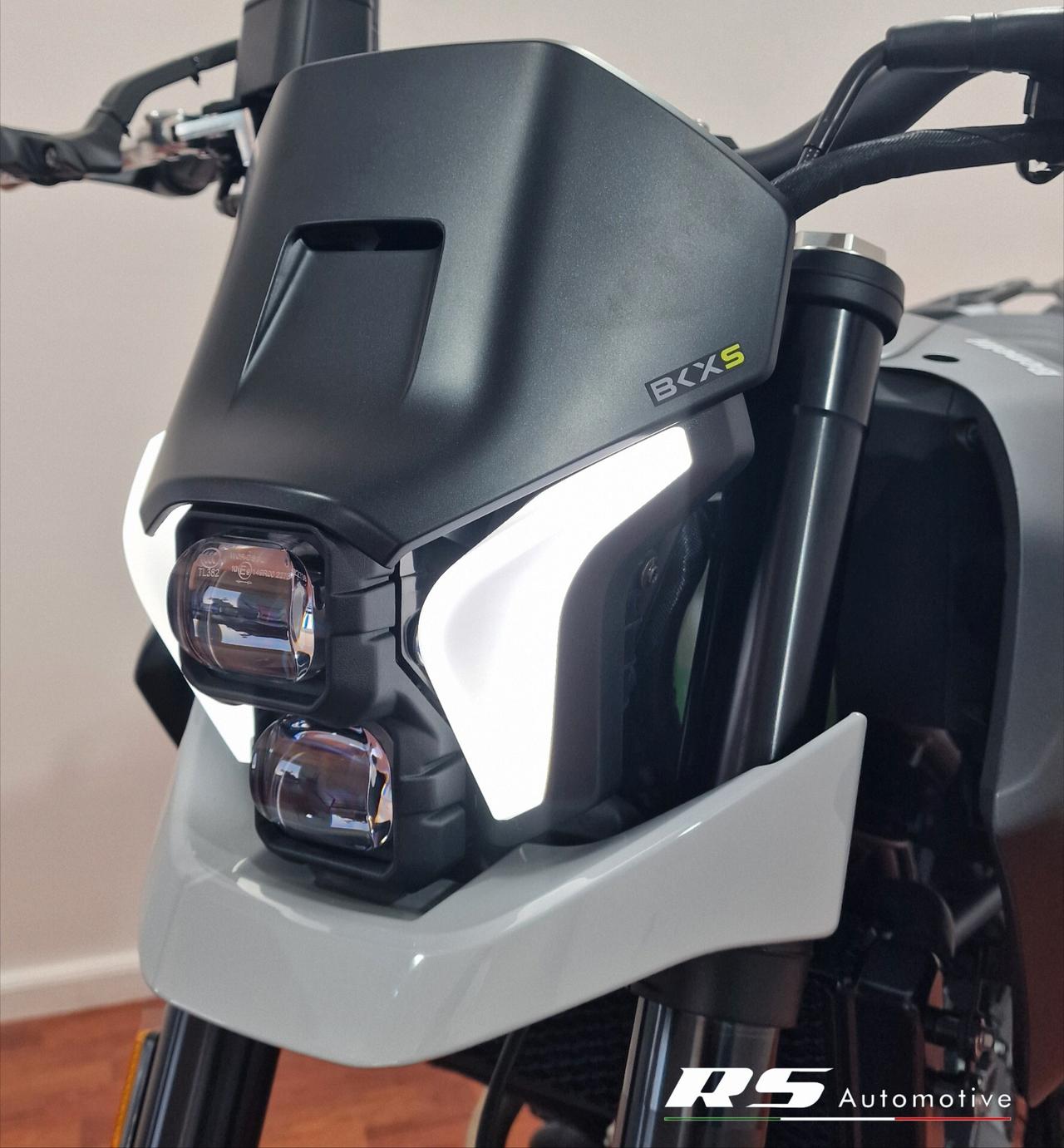 Benelli BKX 125 S