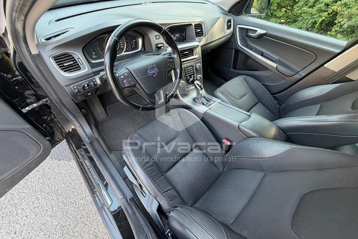 VOLVO V60 D2 1.6 Powershift Momentum