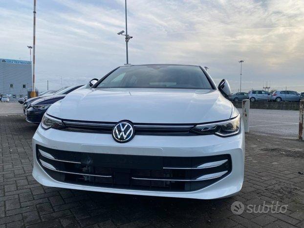 VOLKSWAGEN Golf 1.5 eTSI 150 CV DSG Style