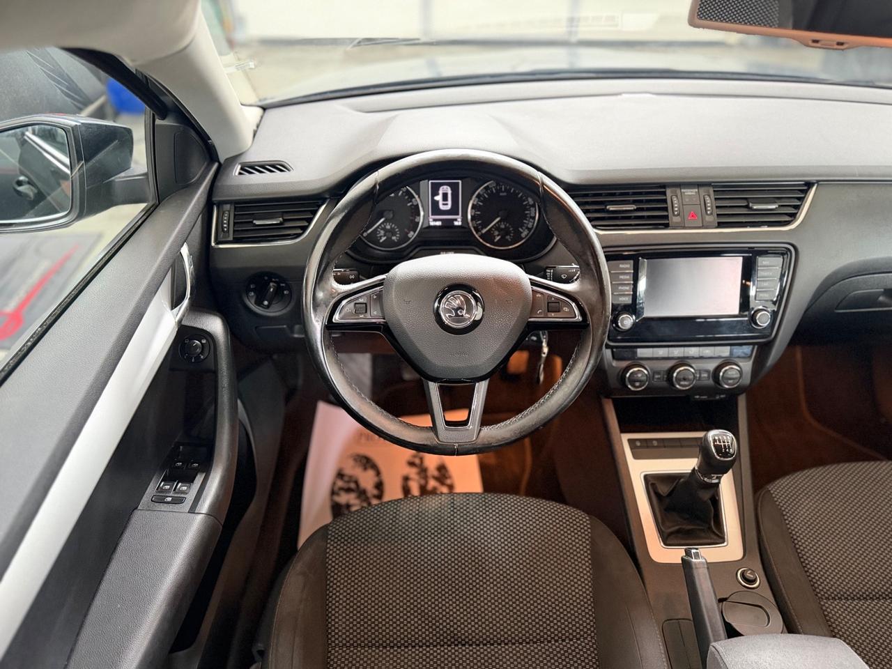 Skoda Octavia 1.4 TSI Active G-Tec NEOPATENTATI