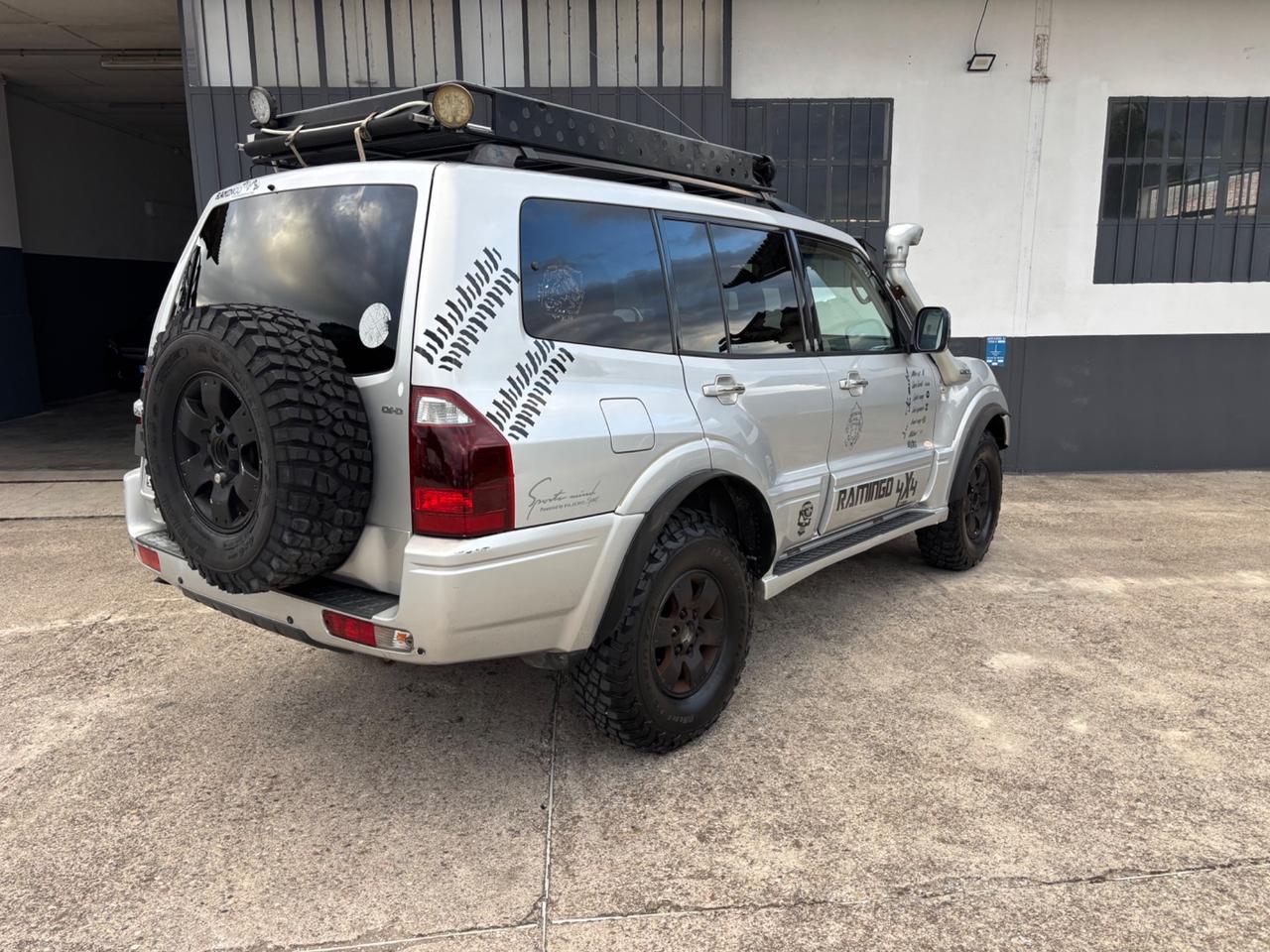 Mitsubishi Pajero 3.2 D. 7 posti. 4x4. Garanzia 12mesi