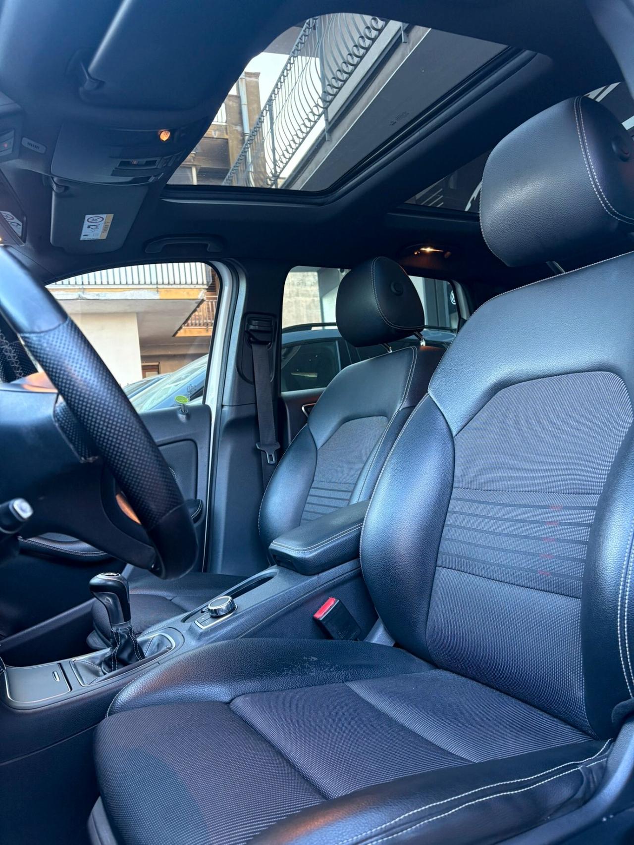 Mercedes-benz B 200 d Premium