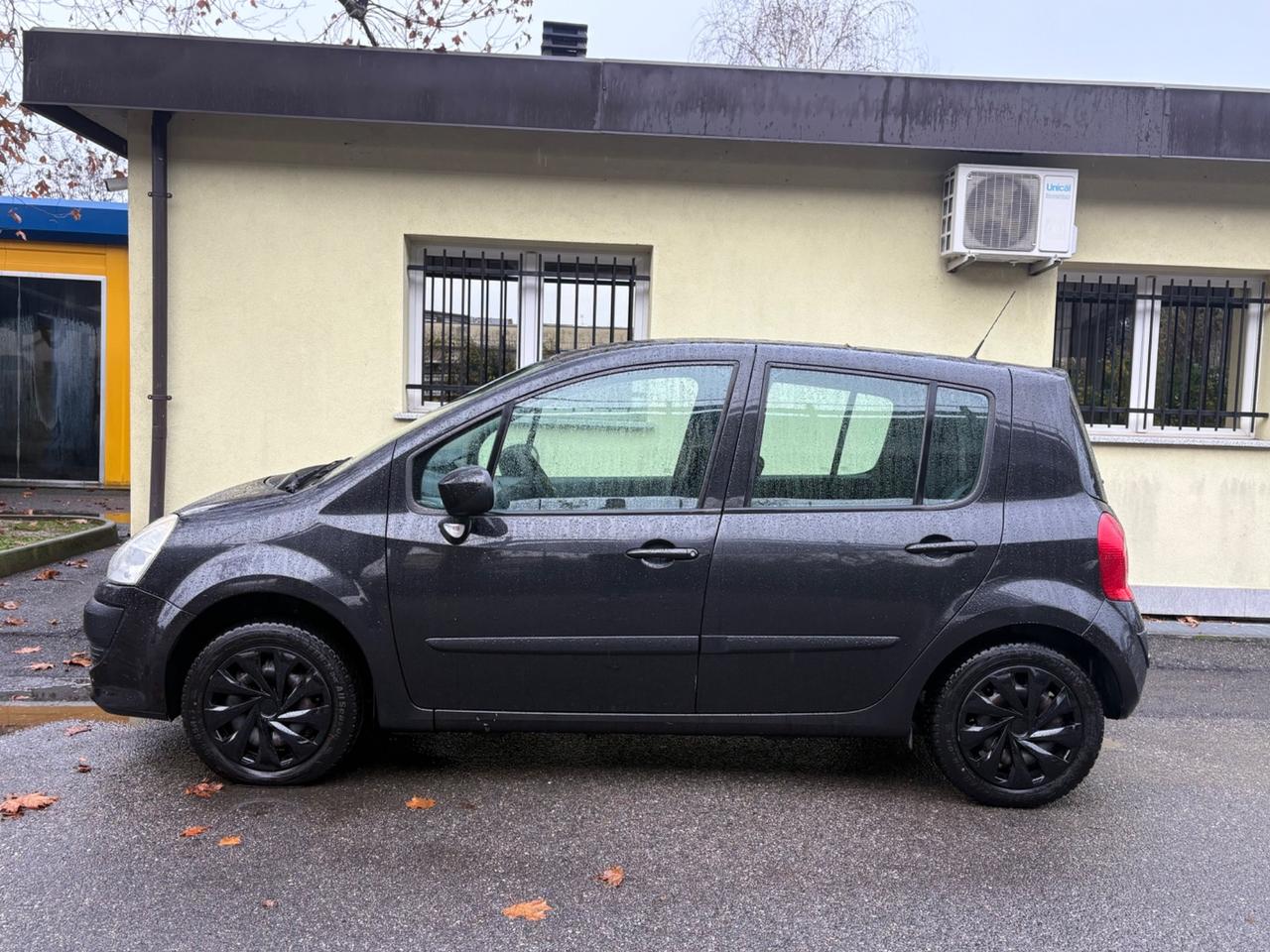Renault Modus 1.2 Benzina E5 Neopatentati 2011
