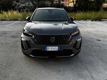 Peugeot 2008 motore elettrico 136 CV GT