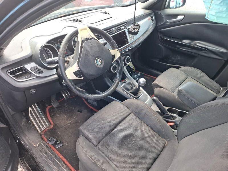 ALFA ROMEO GIULIETTA 1.4 BENZINAGPL SINISTRATA