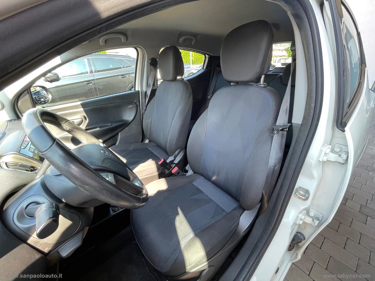 LANCIA Ypsilon 1.2 69 CV 5p. Gold