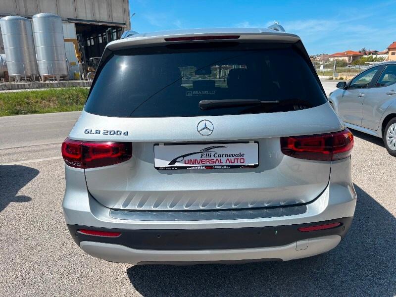 MERCEDES GLB (X247) GLB 200 d Automati...