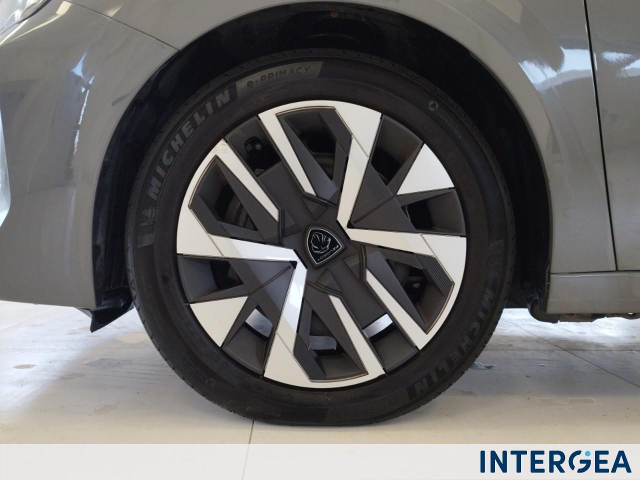 PEUGEOT 208 1.2 puretech Active s&s 100cv