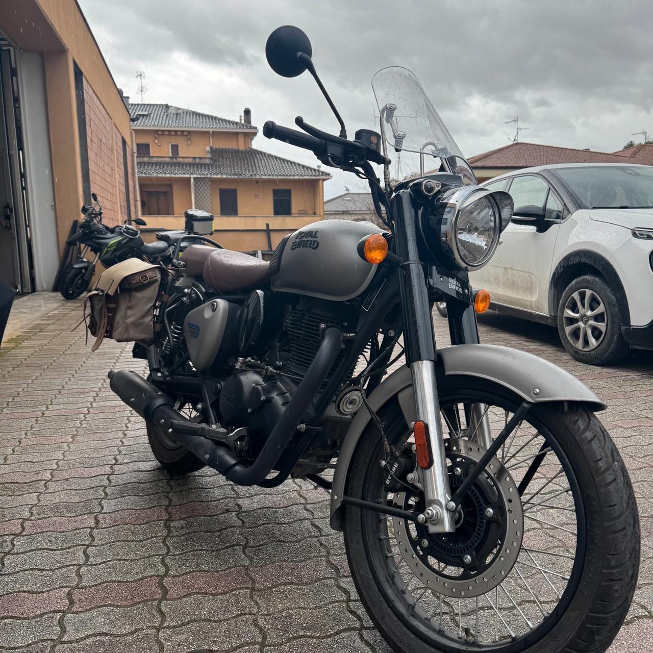 Royal Enfield Classic 350