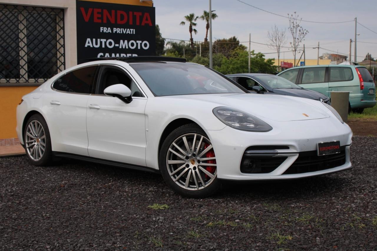 Porsche Panamera 4.0 Turbo