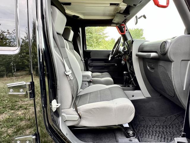 JEEP Wrangler Unlimited 2.8 CRD Sport Auto