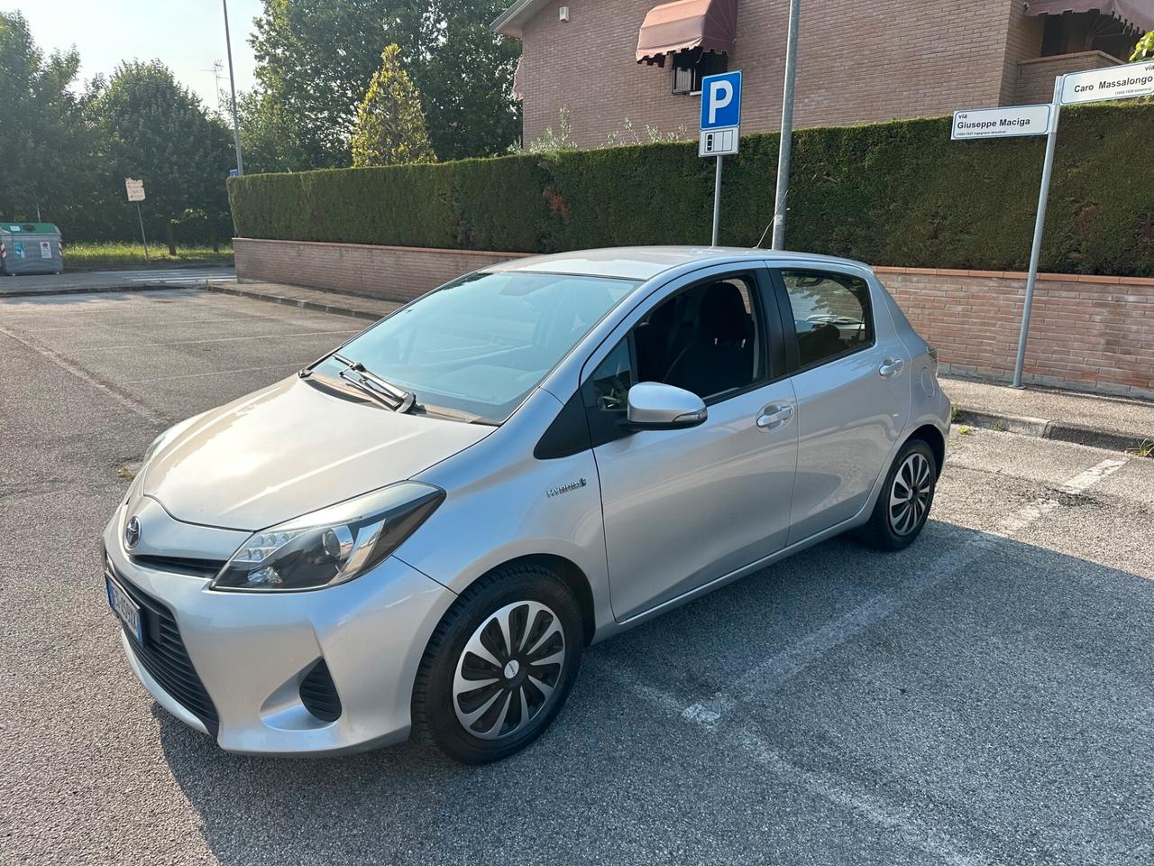 Toyota Yaris 1.5 Hybrid 5 porte Possibile Permuta