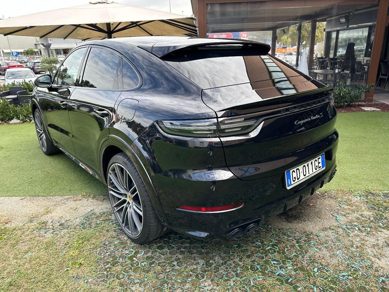 Porsche Cayenne Coupé 4.0 V8 Turbo S E-Hybrid UNIPR IVA ESPOSTA