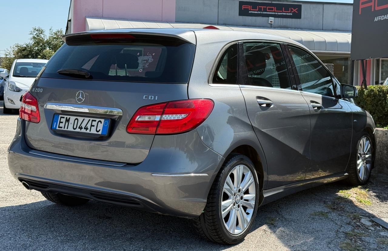 Mercedes-benz B 200 CDI BlueEFFICIENCY Premium